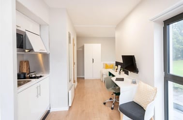 Brougham Hayes, City Centre, Bath - Image 3